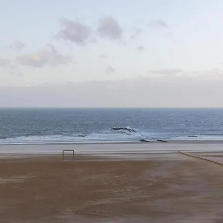 3 Bedroom In Heist *